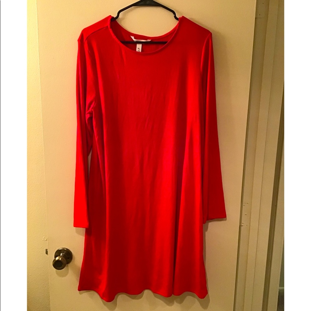 New Long Sleeve Dress